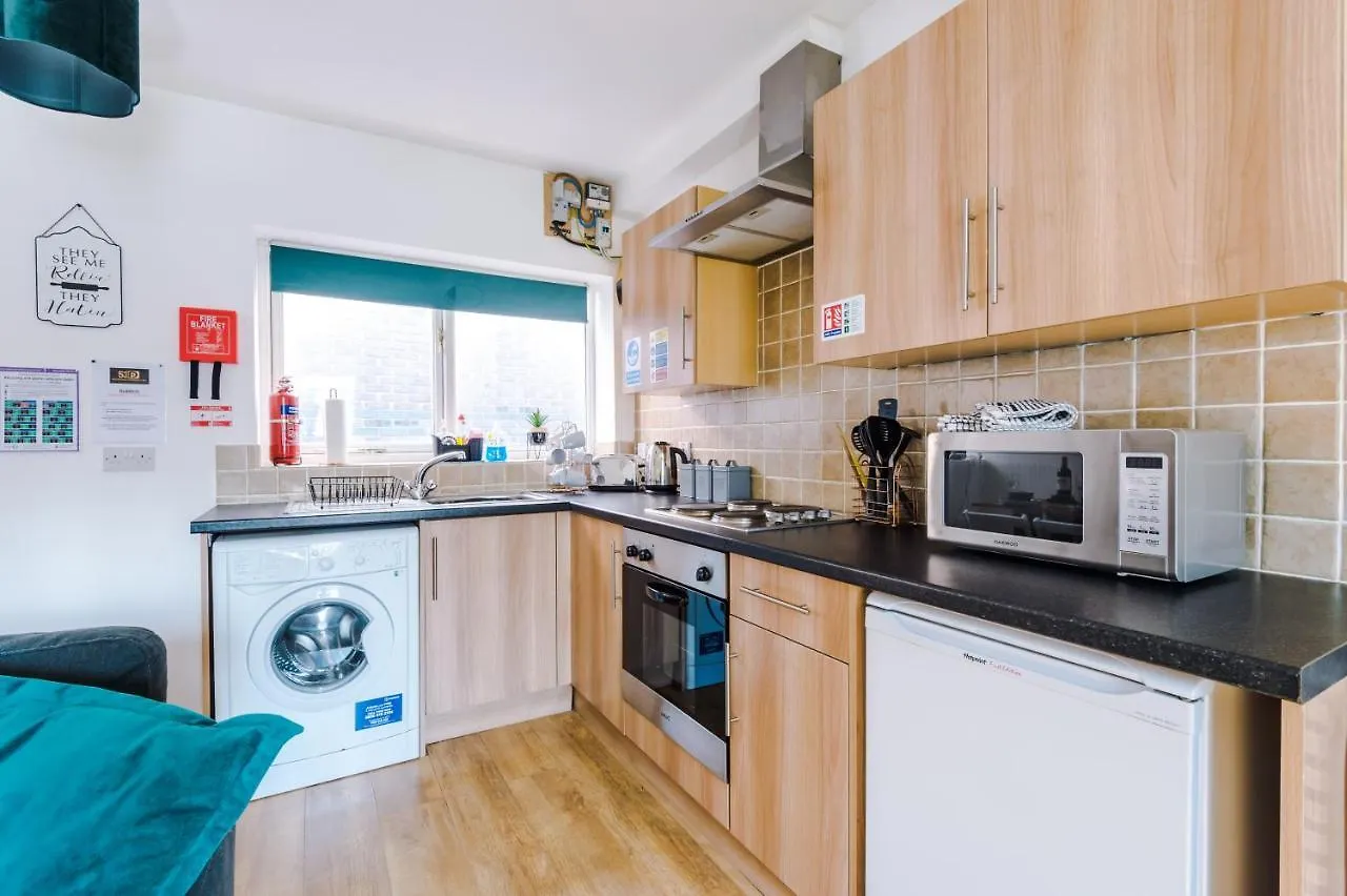 Stylish Chester City Centre Apartment By 53 Degrees Property, Ideal For Couples & Business Professionals - Sleeps 4 Ηνωμένο Βασίλειο